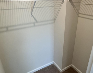 4320 Bowline Drive - Photo Thumbnail 23