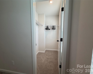 9233 Northfield Crossing Drive - Photo Thumbnail 26