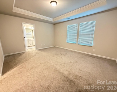 9233 Northfield Crossing Drive - Photo Thumbnail 14