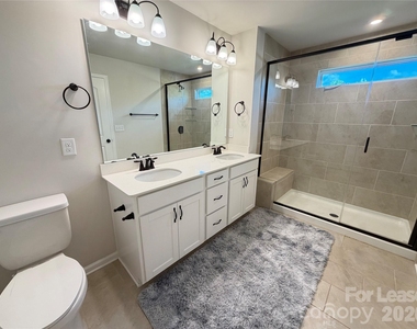 9233 Northfield Crossing Drive - Photo Thumbnail 16