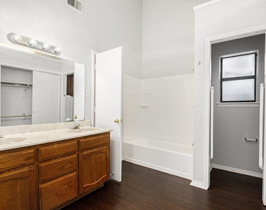 10627 Tall Oak Drive - Photo Thumbnail 10