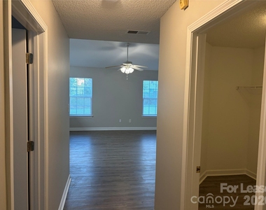 4924 Aldersbrook Drive - Photo Thumbnail 2