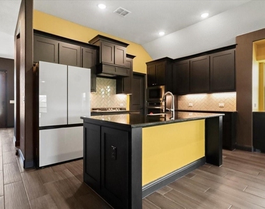 3005 Knoxbridge Road - Photo Thumbnail 13