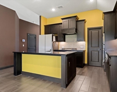3005 Knoxbridge Road - Photo Thumbnail 12
