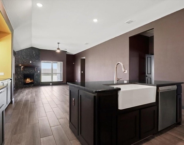 3005 Knoxbridge Road - Photo Thumbnail 14