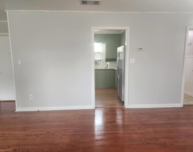 3533 Binyon Avenue - Photo Thumbnail 14