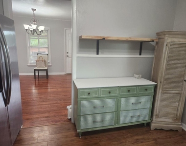 3533 Binyon Avenue - Photo Thumbnail 7
