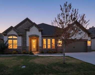 1073 Fleetwood Drive - Photo Thumbnail 1