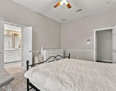 887 Woodrow Drive - Photo Thumbnail 12