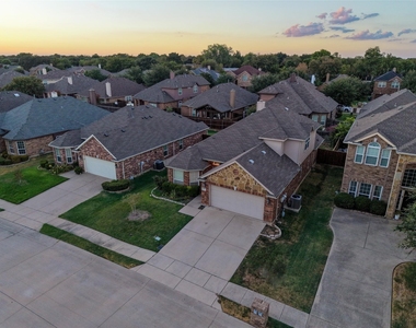 887 Woodrow Drive - Photo Thumbnail 28