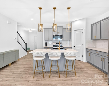 11012 Pagebrook Lane - Photo Thumbnail 4