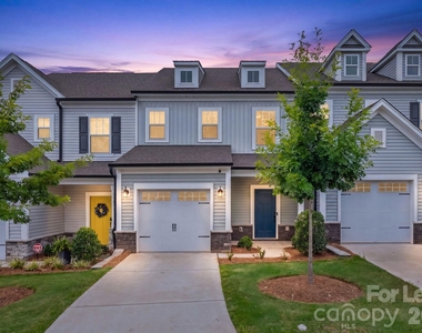 11012 Pagebrook Lane - Photo Thumbnail 24