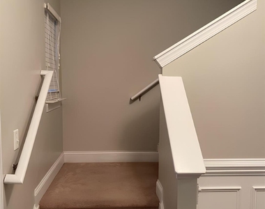 358 Halton Crossing Drive Sw - Photo Thumbnail 5