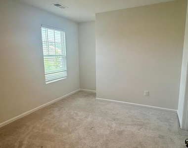 2834 Oldfield Drive - Photo Thumbnail 15