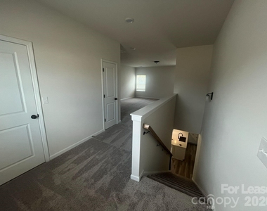 1100 Langston Lane - Photo Thumbnail 8