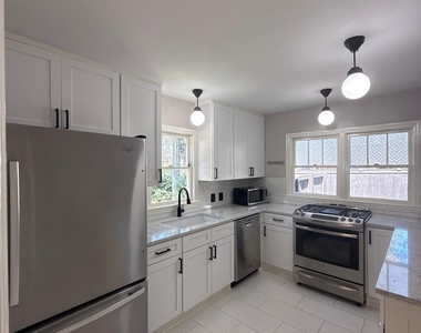 4223 Craig Avenue - Photo Thumbnail 5