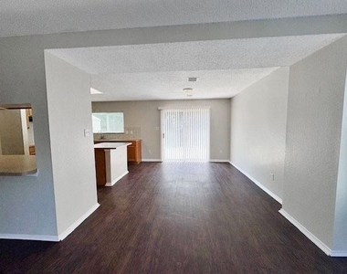 10065 Chapel Oak Trail - Photo Thumbnail 8