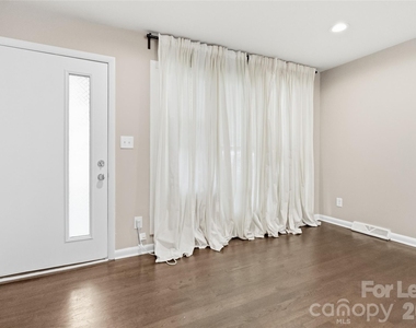 2012 Ibis Court - Photo Thumbnail 2