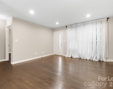 2012 Ibis Court - Photo Thumbnail 4