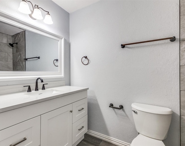 2130 Richwood Drive - Photo Thumbnail 10