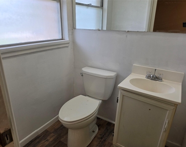 1685 N Willis Street - Photo Thumbnail 8
