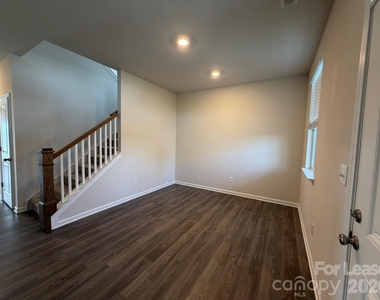 9002 Foxcroft Drive - Photo Thumbnail 1