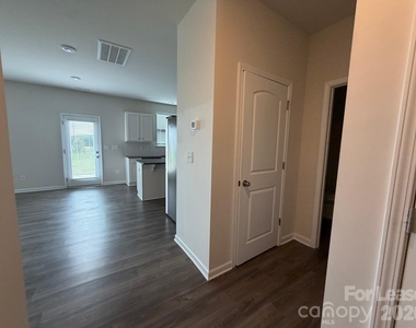 9002 Foxcroft Drive - Photo Thumbnail 3