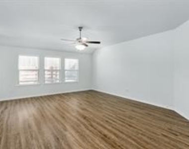 716 Bluebird Way - Photo Thumbnail 23