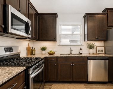 716 Bluebird Way - Photo Thumbnail 4