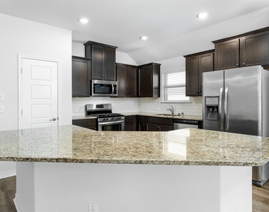 716 Bluebird Way - Photo Thumbnail 22