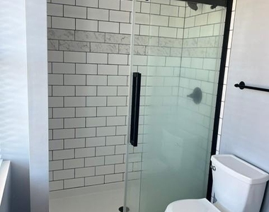 819 Harper Avenue - Photo Thumbnail 16