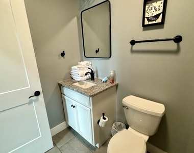 819 Harper Avenue - Photo Thumbnail 18