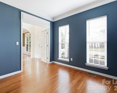 16903 Hampton Trace Road - Photo Thumbnail 16