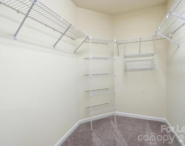 16903 Hampton Trace Road - Photo Thumbnail 26