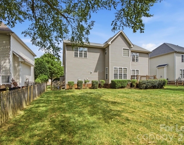 16903 Hampton Trace Road - Photo Thumbnail 36