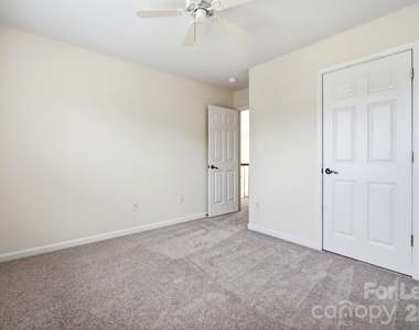 16903 Hampton Trace Road - Photo Thumbnail 28