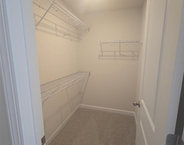 1175 Rosetta Drive - Photo Thumbnail 10