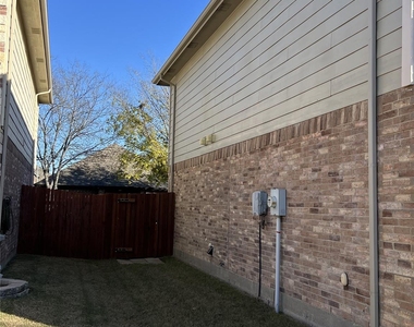 12836 Cedar Hollow - Photo Thumbnail 2