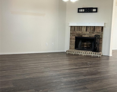 12836 Cedar Hollow - Photo Thumbnail 7