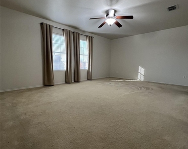 12836 Cedar Hollow - Photo Thumbnail 16