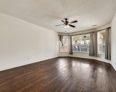 3532 Dripping Springs Drive - Photo Thumbnail 25