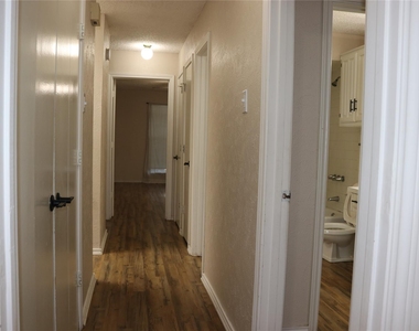 1515 Cherrycrest Street - Photo Thumbnail 26
