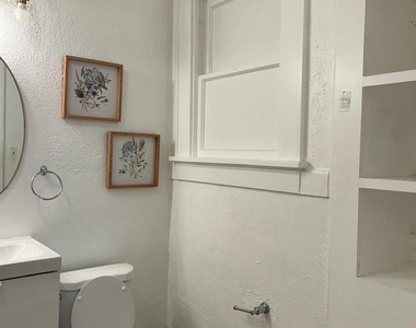 5800 Prospect Avenue - Photo Thumbnail 12