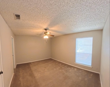 7324 Davis Boulevard - Photo Thumbnail 12