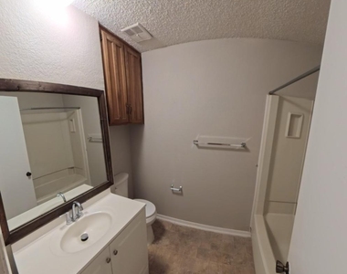 7324 Davis Boulevard - Photo Thumbnail 13