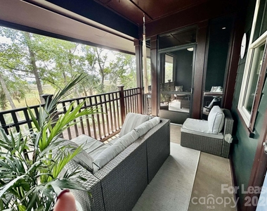5551 Colonial Chatsworth Circle - Photo Thumbnail 17