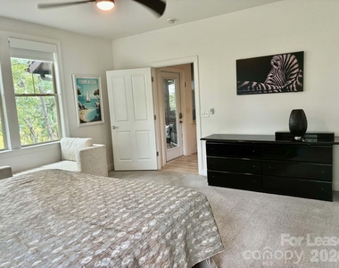 5551 Colonial Chatsworth Circle - Photo Thumbnail 9