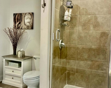 5551 Colonial Chatsworth Circle - Photo Thumbnail 12