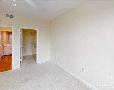 1315 East Boulevard - Photo Thumbnail 10