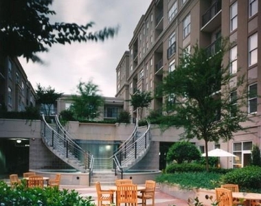1315 East Boulevard - Photo Thumbnail 17